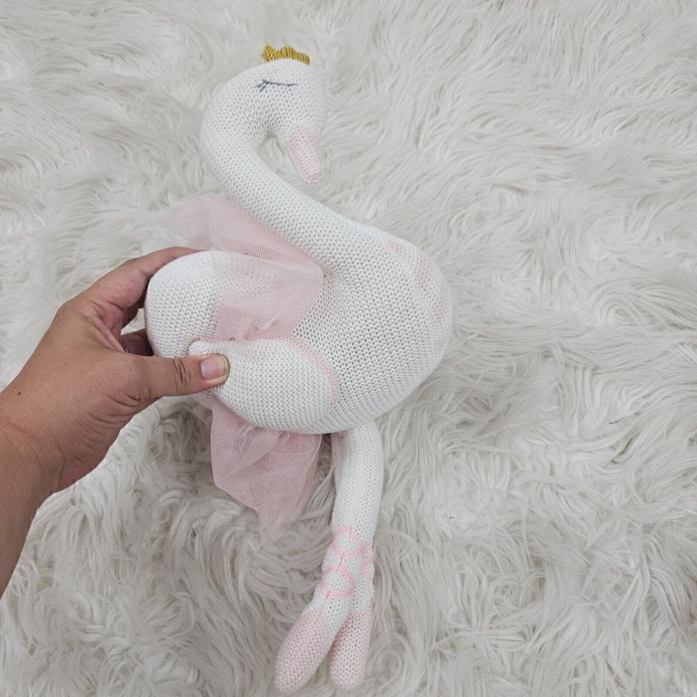 LIVING TEXTILES SUZIE THE SWAN PINK + WHITE STUFFED ANIMAL PLUSH TOY RATTLE